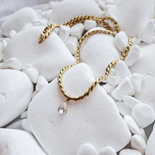 Load image into Gallery viewer, Ocean Tear Necklace