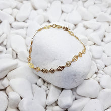 Load image into Gallery viewer, Eyes On Me Bracelet