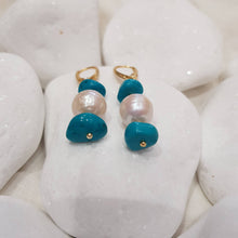 Load image into Gallery viewer, Mare Earrings