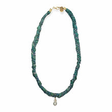 Load image into Gallery viewer, Green Sari Necklace
