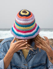 Load image into Gallery viewer, Chunky Crochet Bucket Hat
