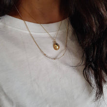 Load image into Gallery viewer, Gold Shell Necklace
